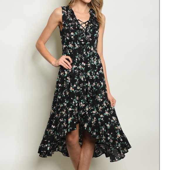 CLEARANCE ‼️BOHO BLACK FLORAL MIDI - Dress - Picture 2 of 3